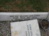 image of grave number 932886